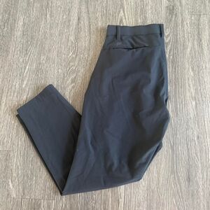 Fabletics Men's Black and Grey Trousers